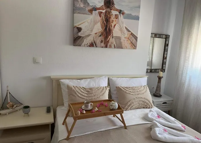Apartman Emerald Luxury Szkála Rahoníu