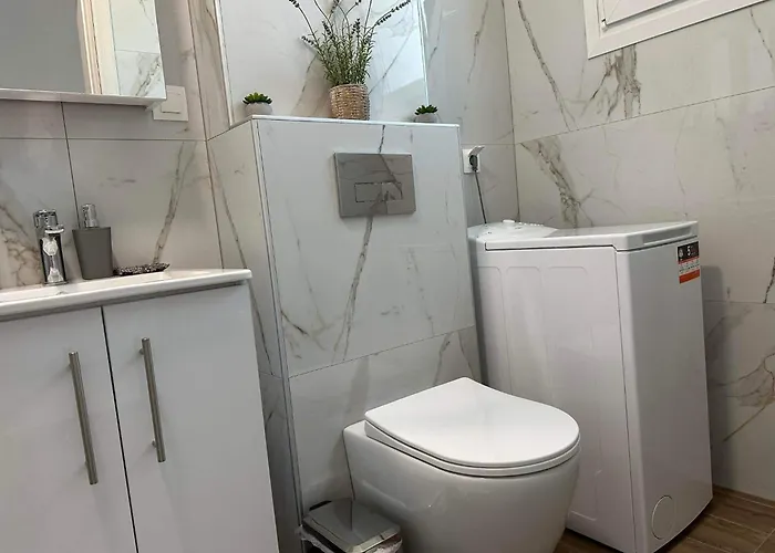 Emerald Luxury Apartman Szkála Rahoníu